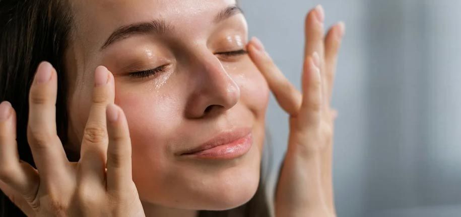 Winter Skincare Tips: How to Keep Your Skin Healthy, Soft, and Glowing