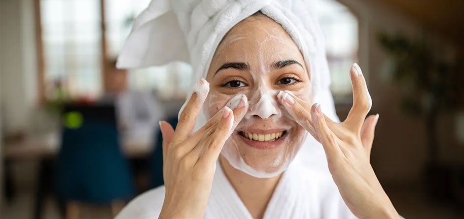 Five reasons to wash up in the evening